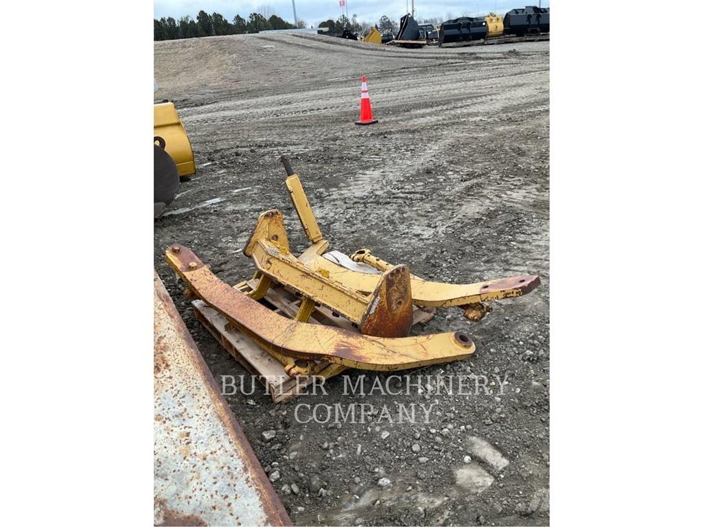 CAT FRONT SCARIFIER Kaziyici