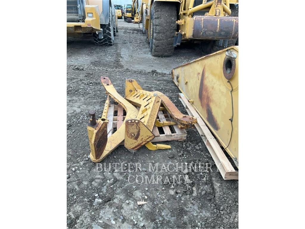 CAT FRONT SCARIFIER Kaziyici