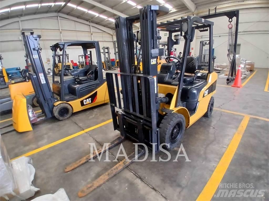 CAT LIFT TRUCKS DP25NM Diger