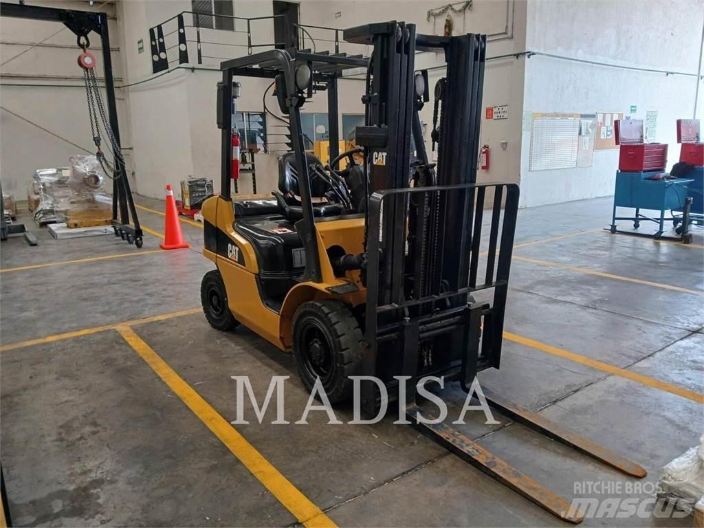 CAT LIFT TRUCKS DP25NM Diger