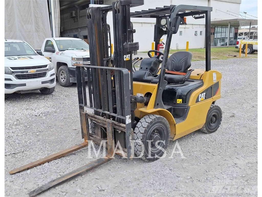 CAT LIFT TRUCKS DP25NM5 Dizel forkliftler