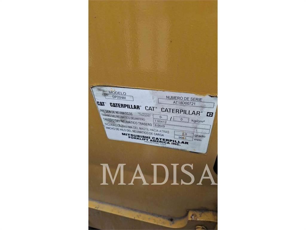 CAT LIFT TRUCKS DP25NM5 Dizel forkliftler