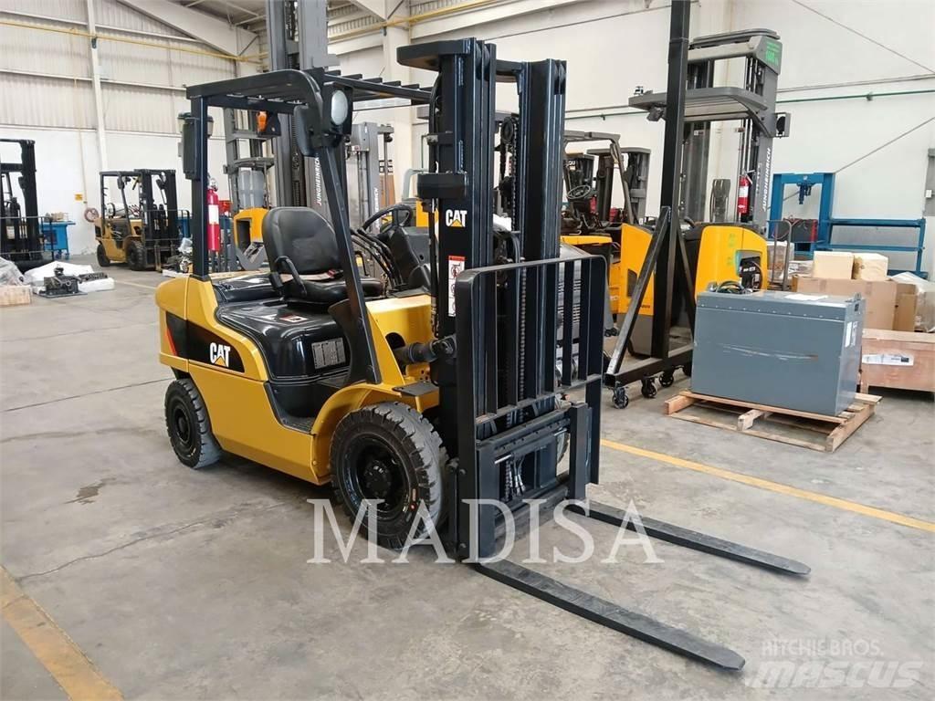 CAT LIFT TRUCKS DP25NM5 Diger
