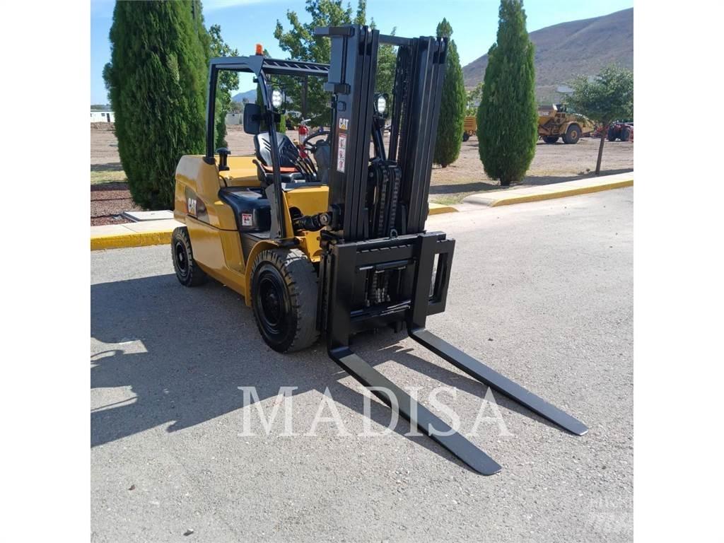 CAT LIFT TRUCKS DP50NM Dizel forkliftler