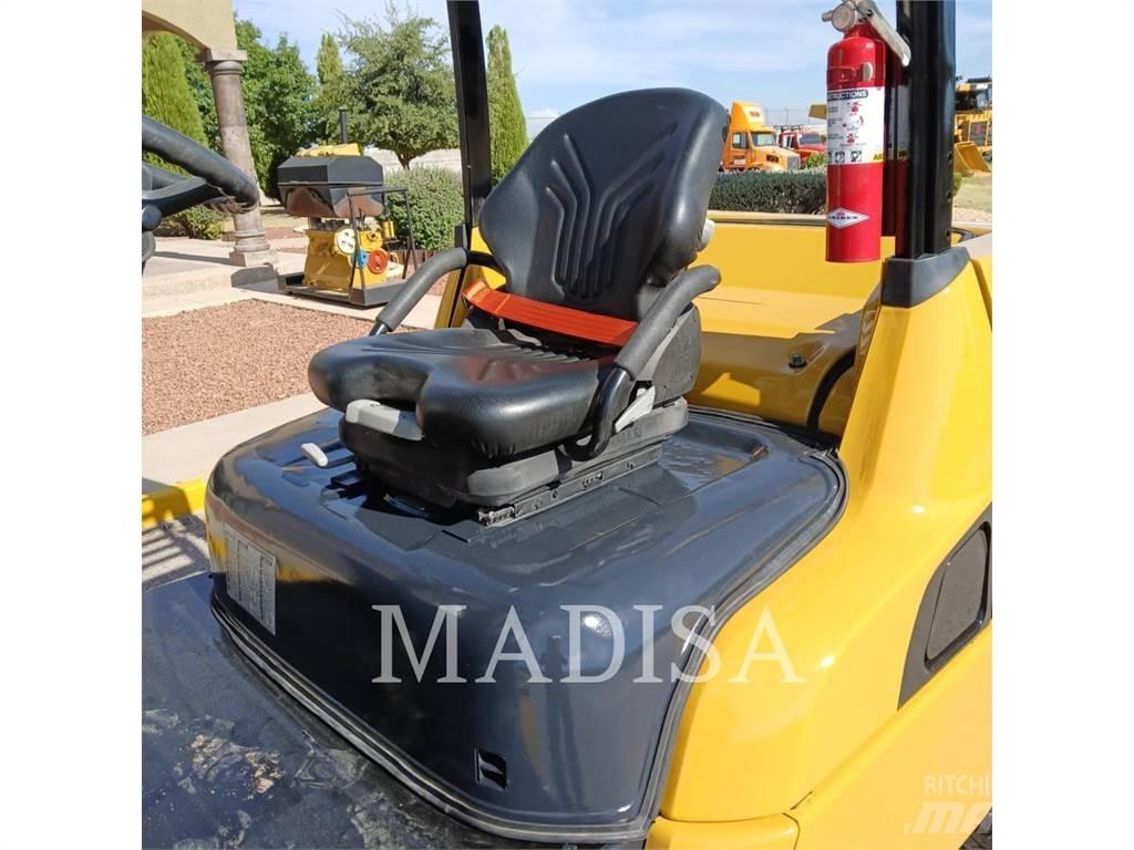 CAT LIFT TRUCKS DP50NM Dizel forkliftler