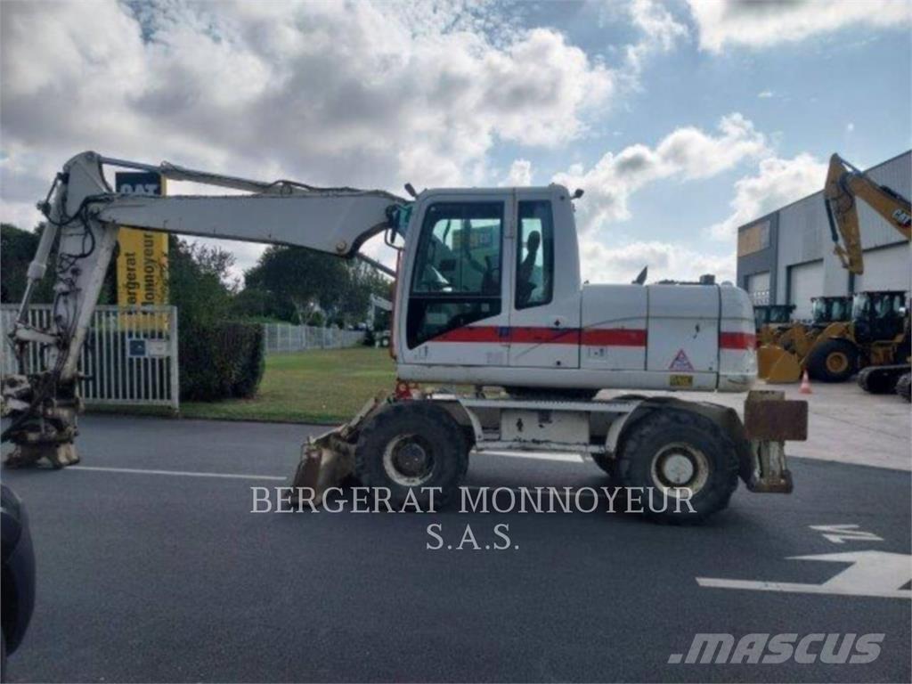 CAT M313D Lastik tekerli ekskavatörler