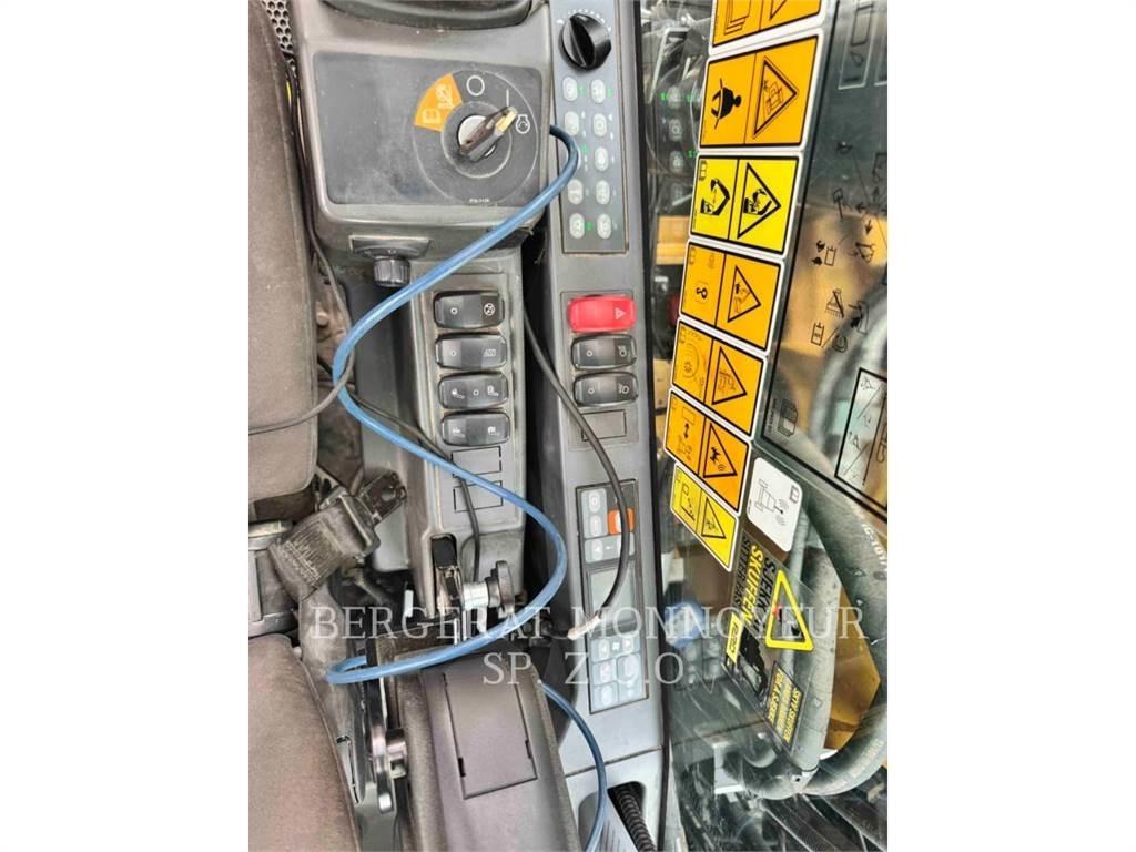 CAT M314F Lastik tekerli ekskavatörler