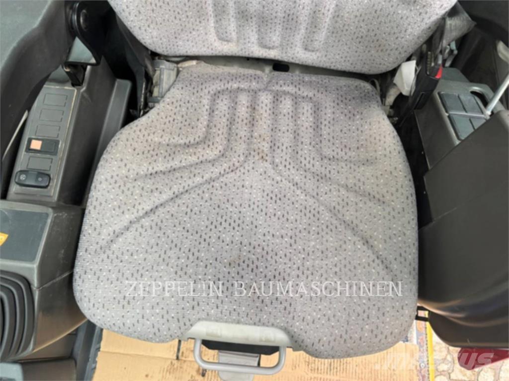 CAT M314F Lastik tekerli ekskavatörler