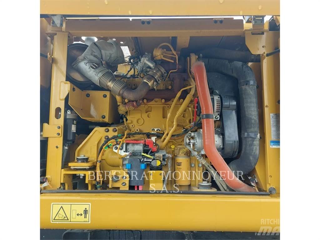 CAT M315 Lastik tekerli ekskavatörler