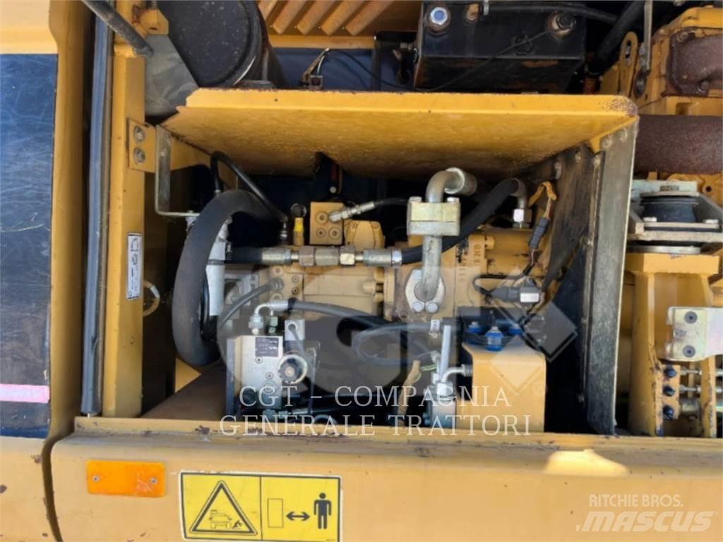 CAT M315C Lastik tekerli ekskavatörler