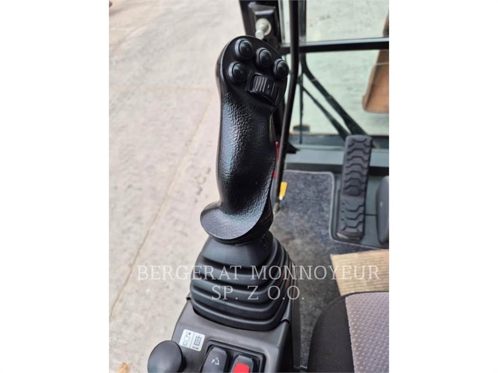CAT M315F Lastik tekerli ekskavatörler