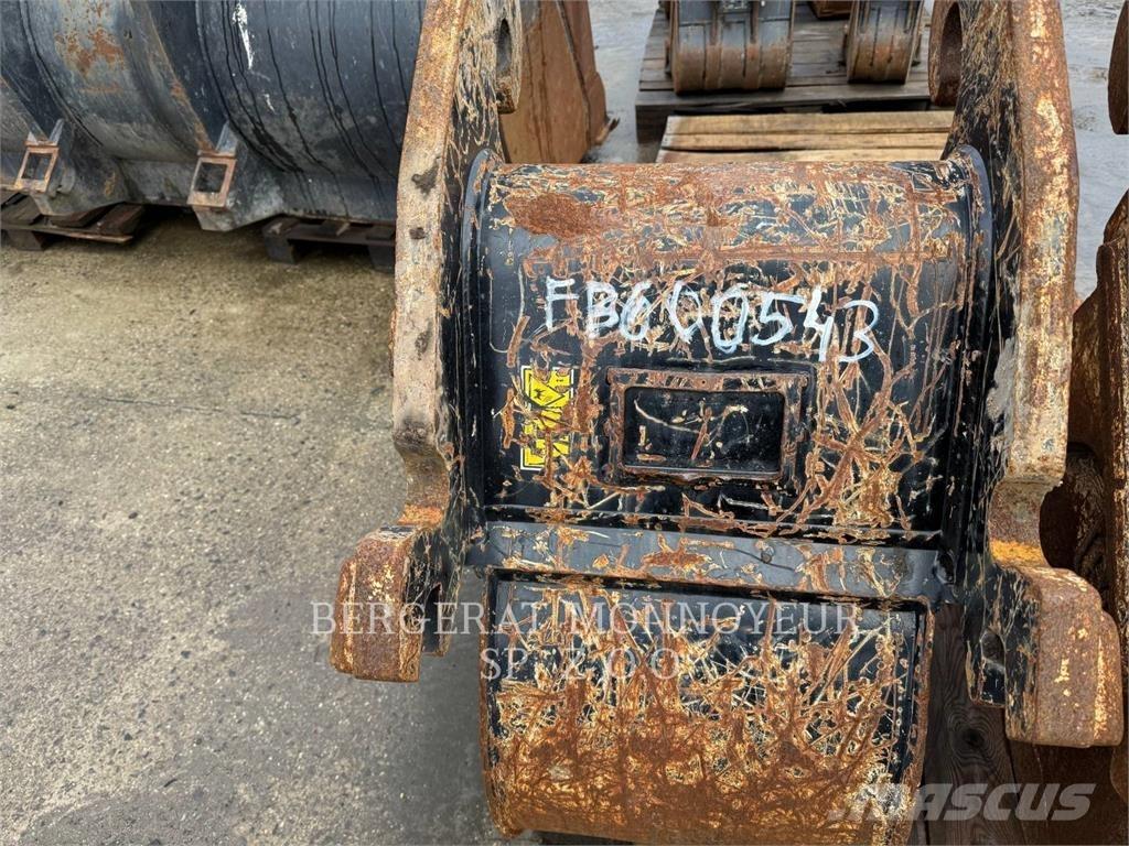 CAT M316F Lastik tekerli ekskavatörler