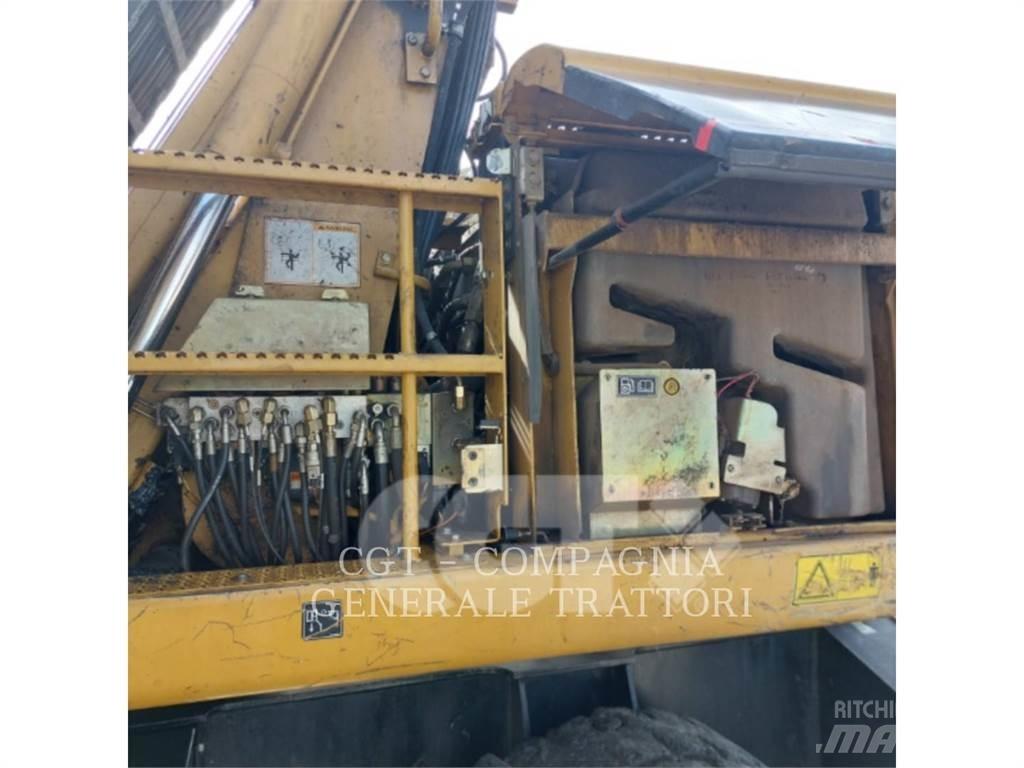 CAT M318C Lastik tekerli ekskavatörler