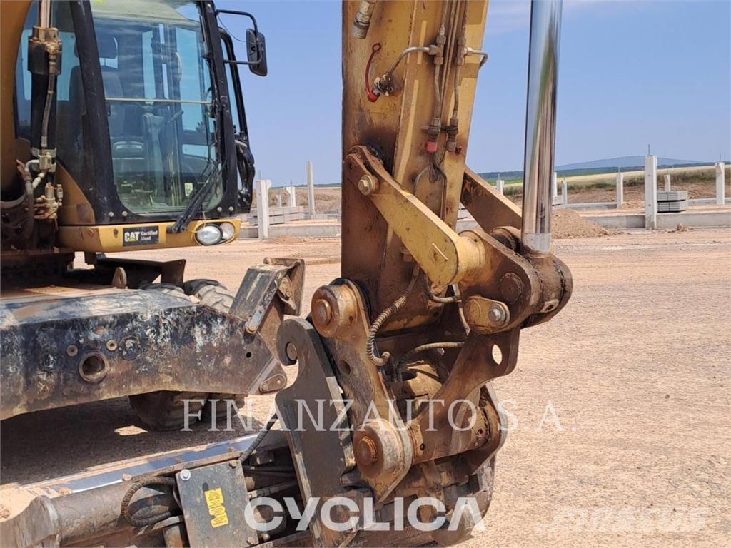 CAT M318D Lastik tekerli ekskavatörler
