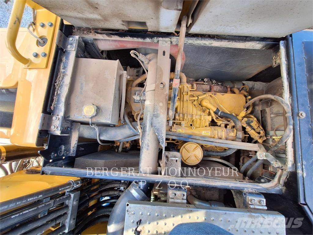 CAT M318F Lastik tekerli ekskavatörler