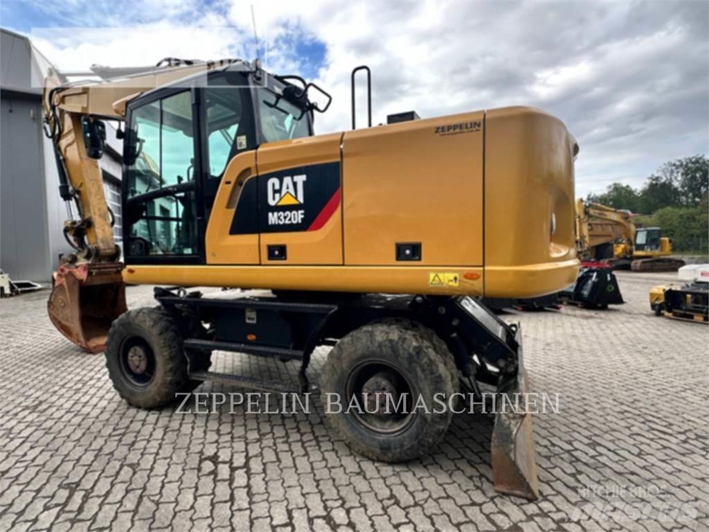 CAT M320F Lastik tekerli ekskavatörler