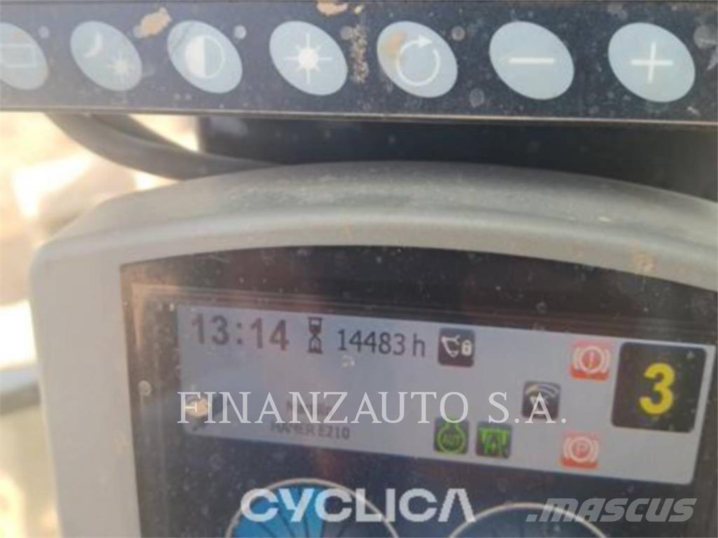 CAT M320F Lastik tekerli ekskavatörler