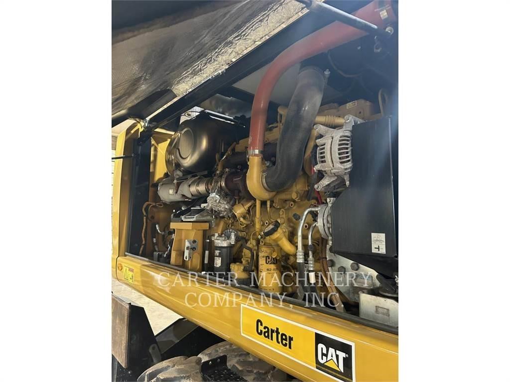 CAT M322F Lastik tekerli ekskavatörler