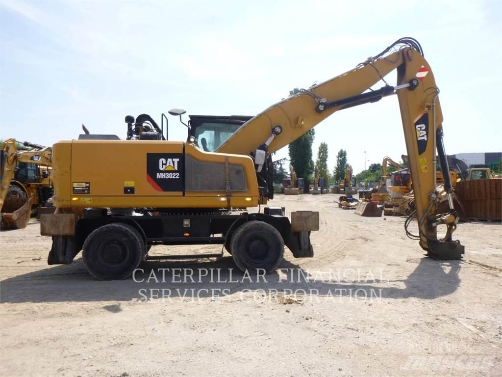 CAT MH3022-06 Lastik tekerli ekskavatörler