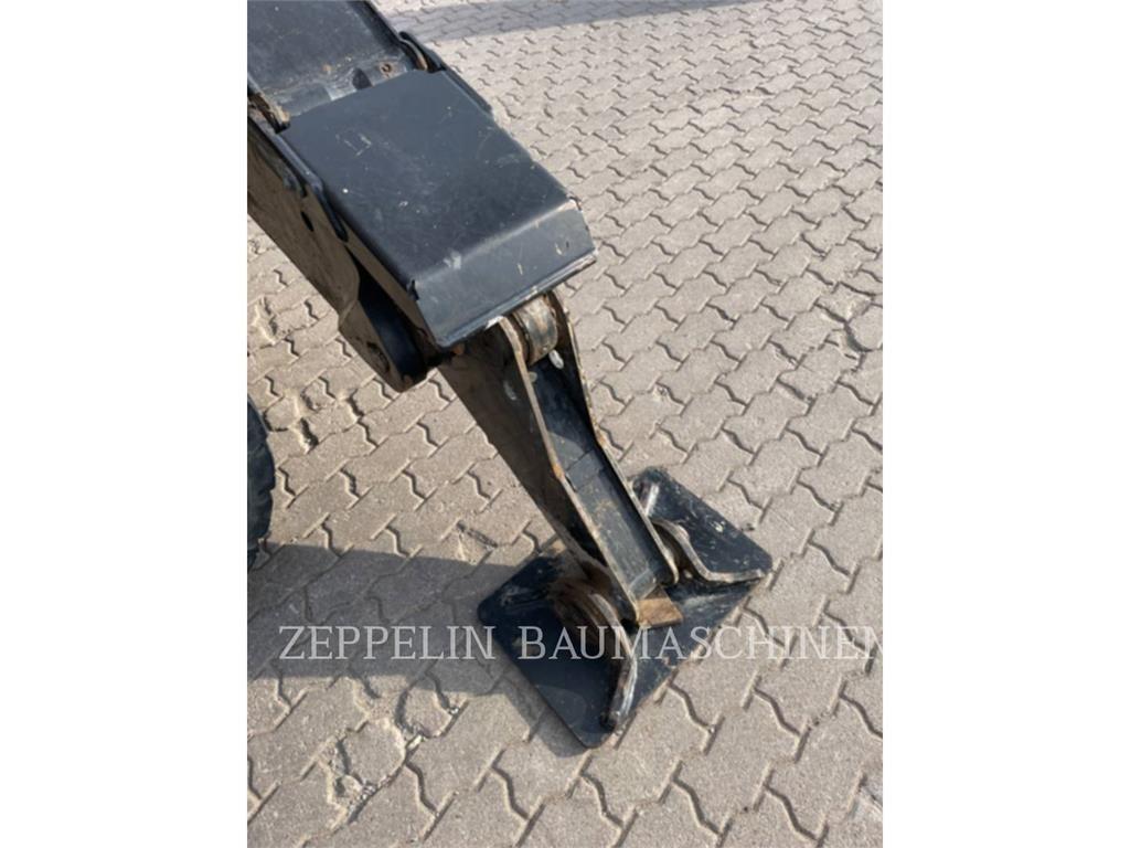CAT MH3022-06C Yıkım ekskavatörleri