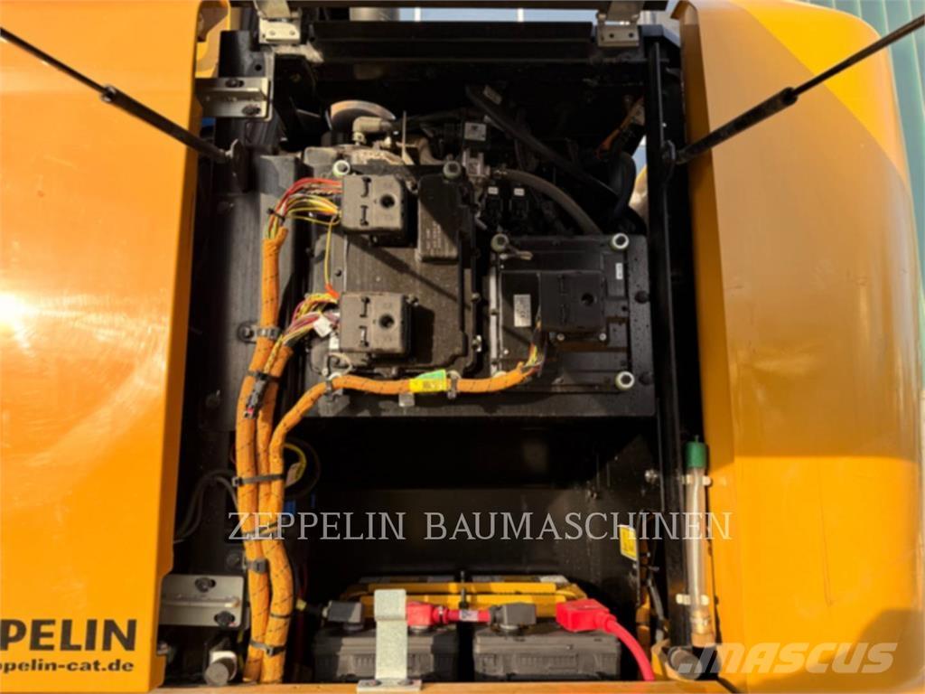 CAT MH3022-06C Yıkım ekskavatörleri