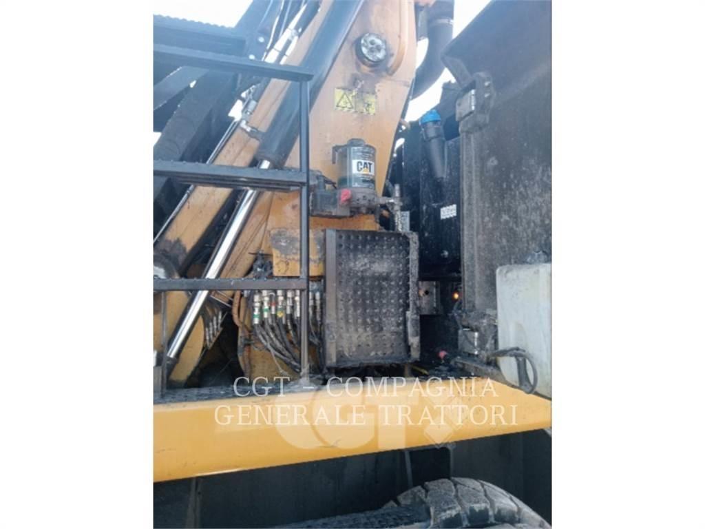 CAT MH3024 Lastik tekerli ekskavatörler