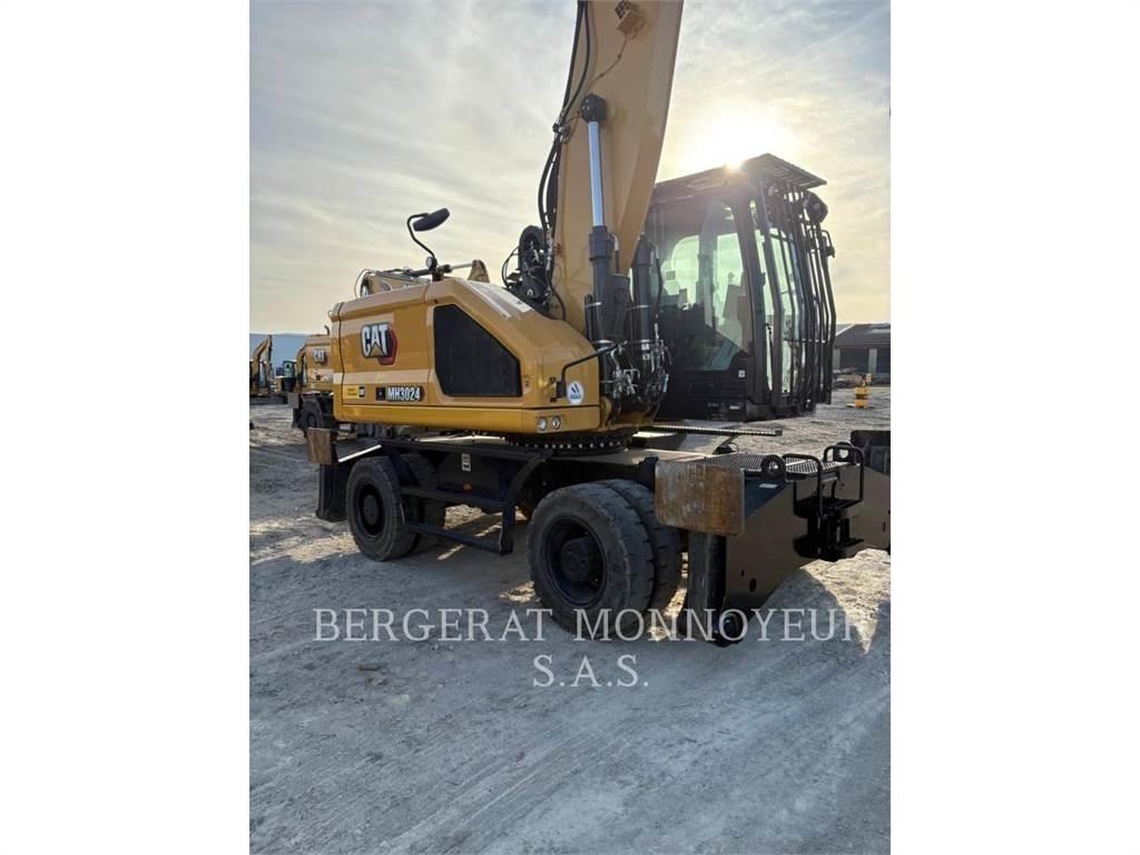 CAT MH3024 Lastik tekerli ekskavatörler