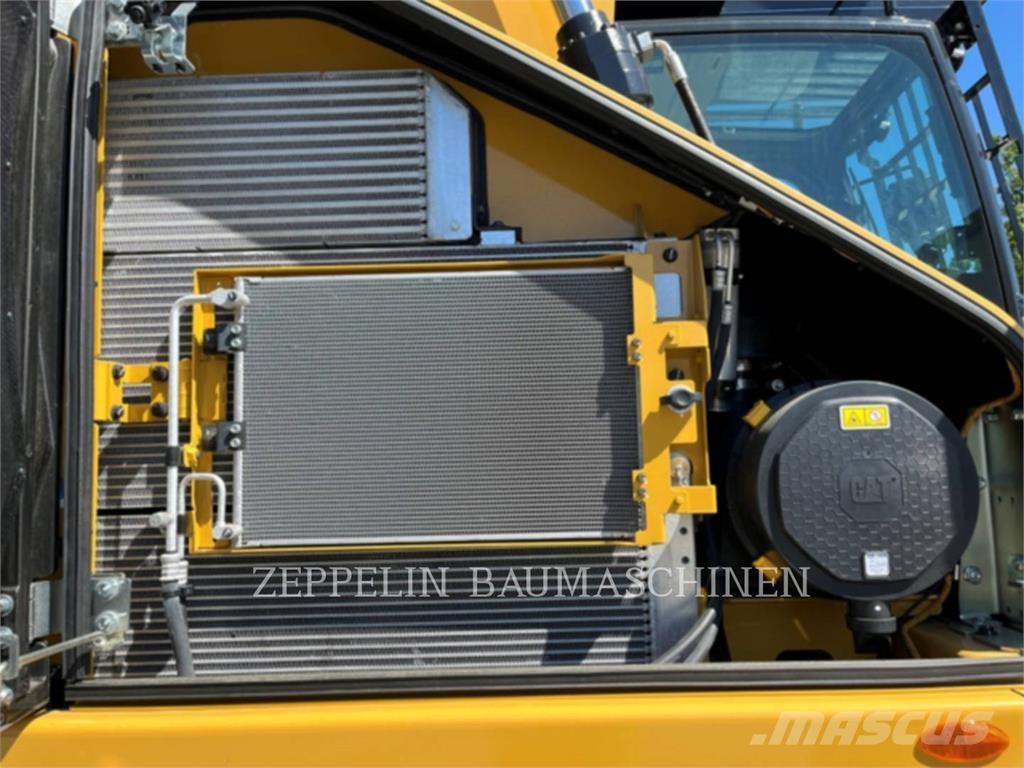 CAT MH3024-07A Yıkım ekskavatörleri