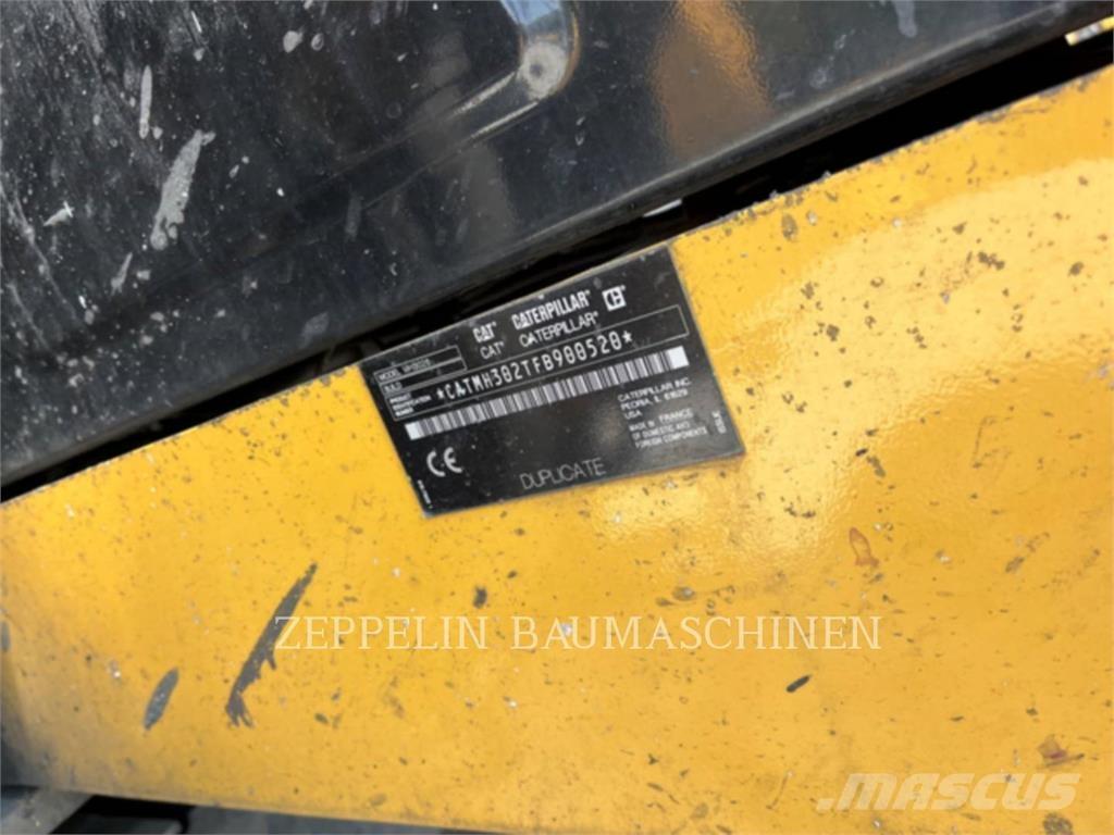 CAT MH3026-06C Yıkım ekskavatörleri