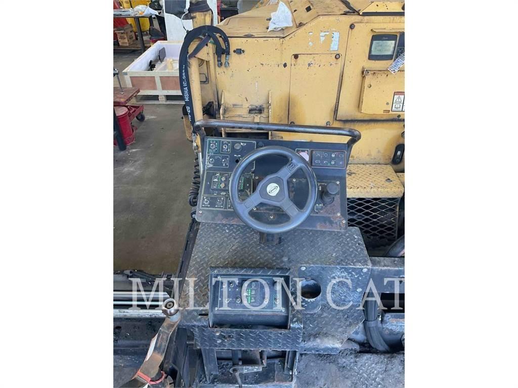 CAT P385B-2194 Asfalt sericiler