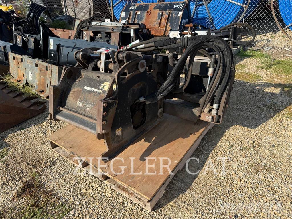 CAT PC205 Skid steer loderler