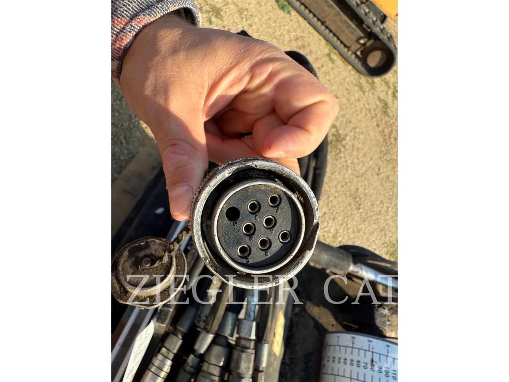 CAT PC205 Skid steer loderler