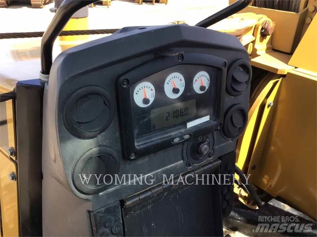 CAT PL61 Boru döşeme dozerleri