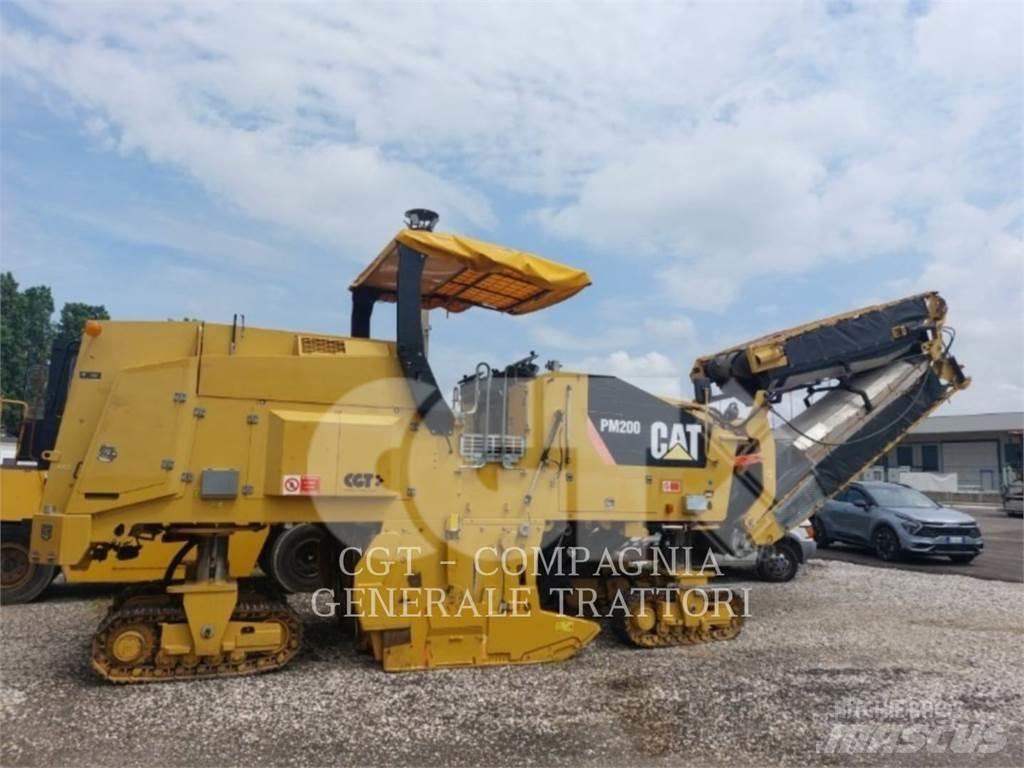 CAT PM200 Asfalt kaziyicilar