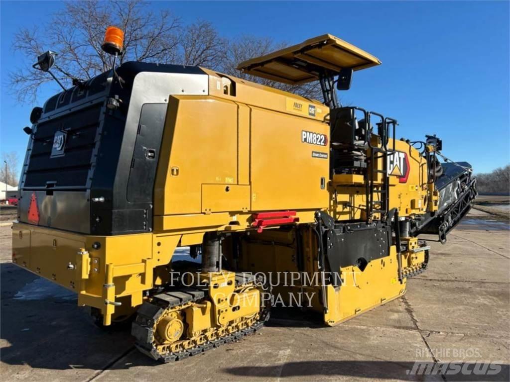 CAT PM822 Asfalt sericiler