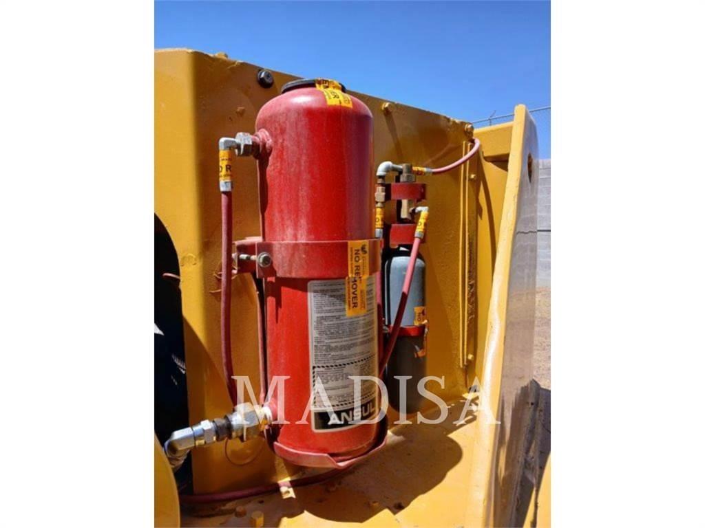 CAT R1700G Yer Altı Yükleyicileri