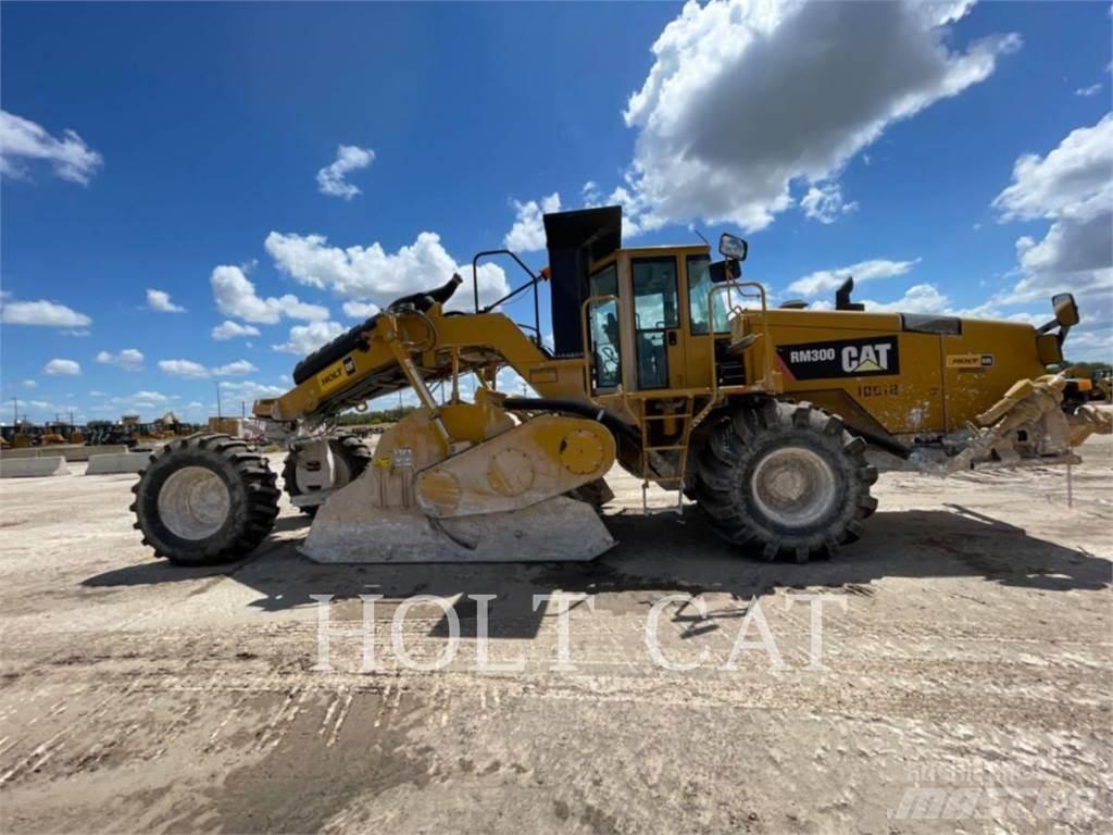 CAT RM300 Asfalt geri dönüsüm makinalari