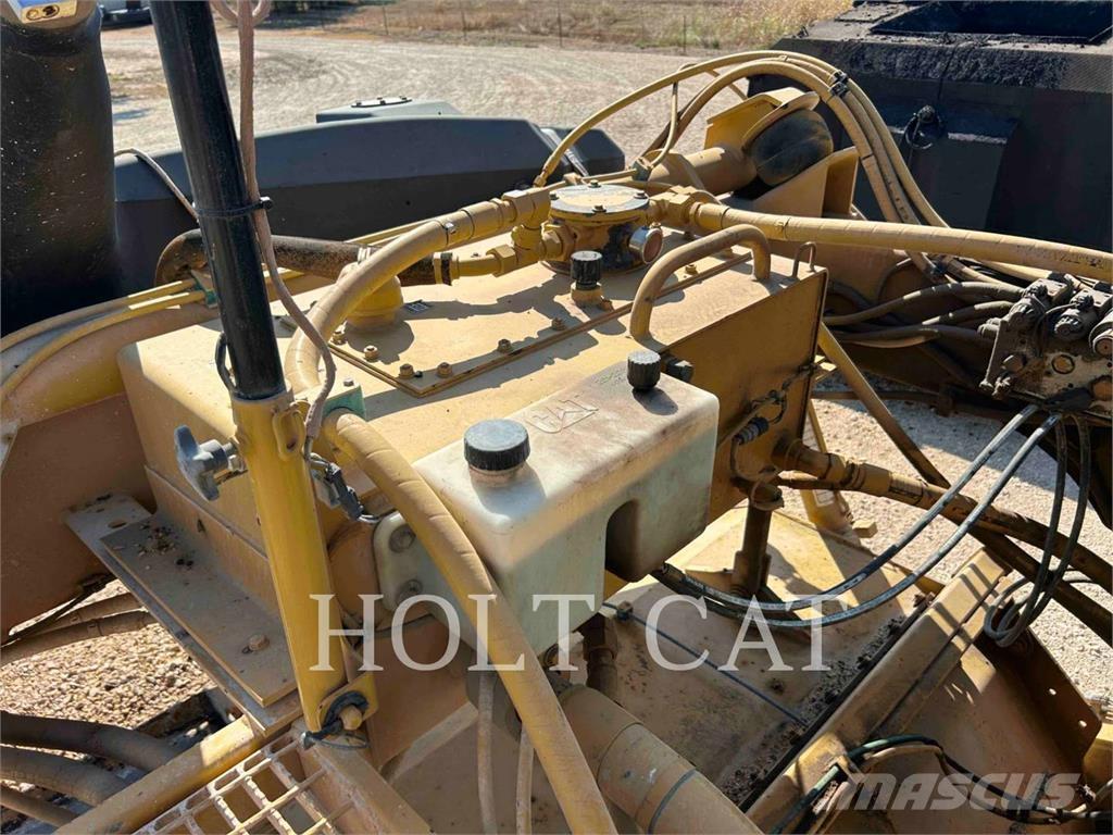 CAT RM300 Asfalt geri dönüsüm makinalari