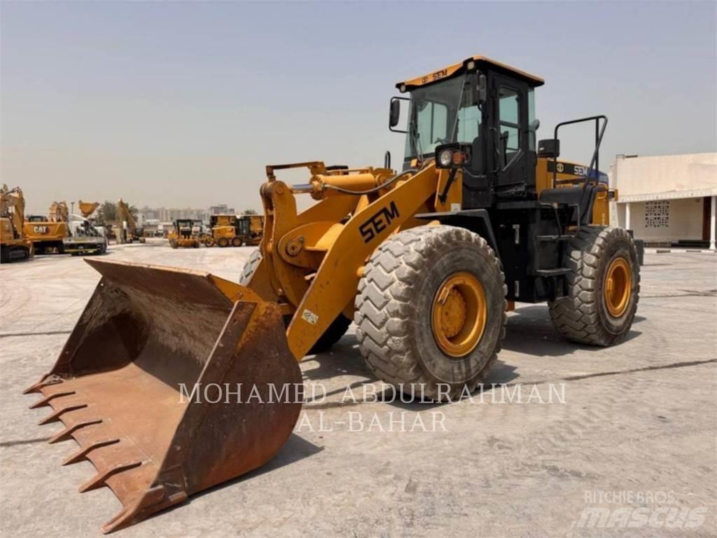 CAT SEM655D Tekerlekli yükleyiciler