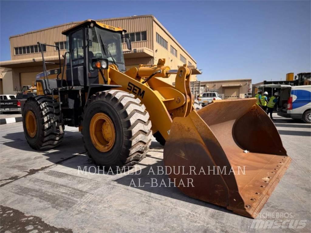 CAT SEM660D Tekerlekli yükleyiciler