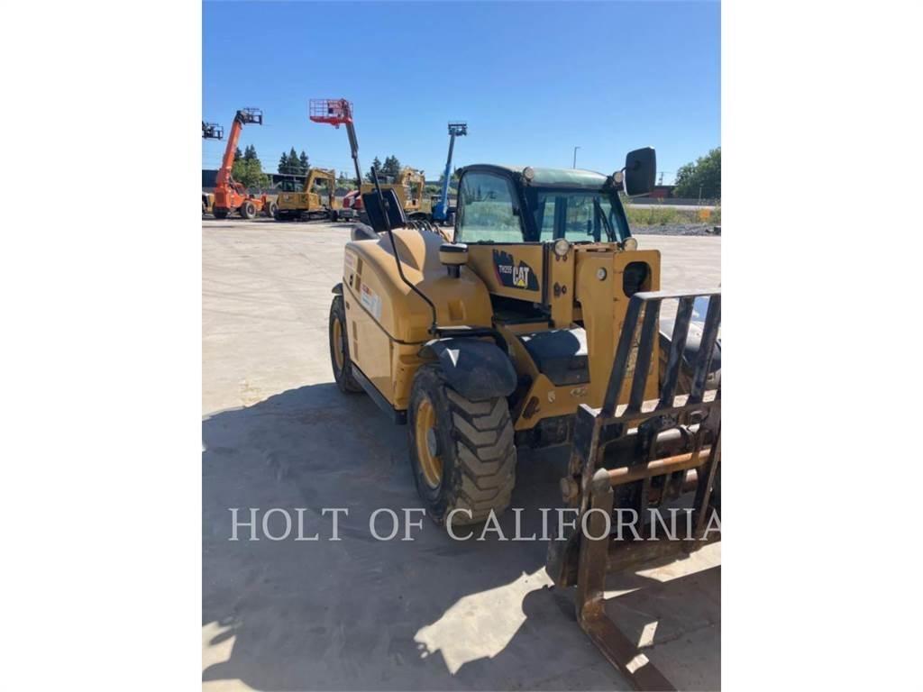 CAT TH255 Teleskopik yükleyiciler