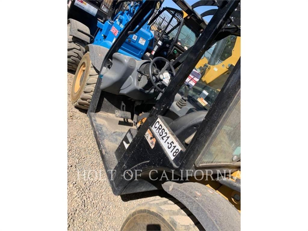 CAT TH255 Teleskopik yükleyiciler