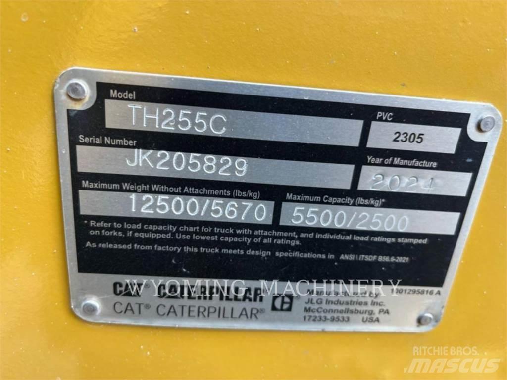CAT TH255C Teleskopik yükleyiciler