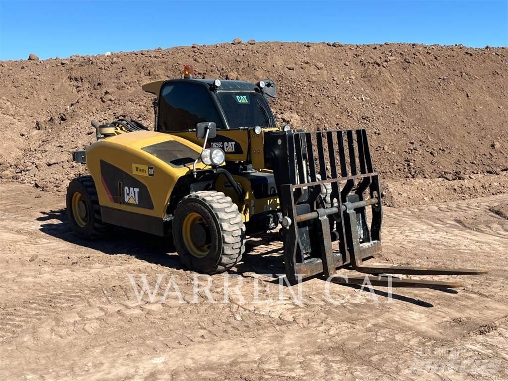 CAT TH255C Teleskopik yükleyiciler