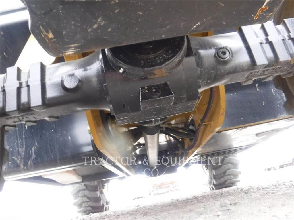CAT TH255C Teleskopik yükleyiciler