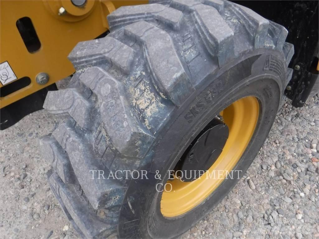 CAT TH255C Teleskopik yükleyiciler