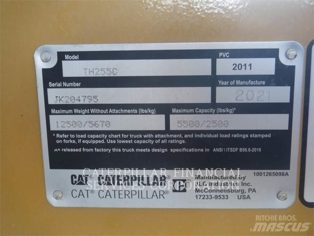 CAT TH255C Teleskopik yükleyiciler