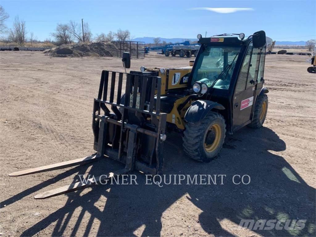 CAT TH255C Teleskopik yükleyiciler