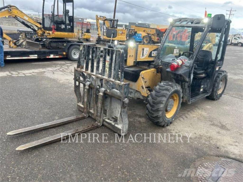 CAT TH255C Teleskopik yükleyiciler