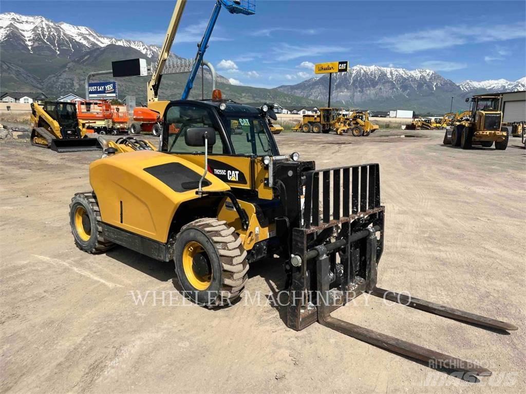CAT TH255C CB Teleskopik yükleyiciler